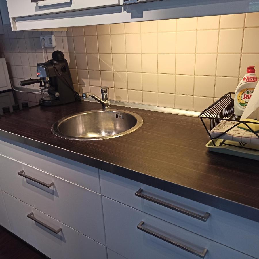 شقة بالاتونفوريد  في Cool & Pool Apartman المظهر الخارجي الصورة